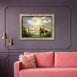 «Venice 1» в интерьере гостиной с розовым диваном