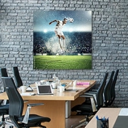 «Футболист 7» в интерьере современного офиса с черной кирпичной стеной