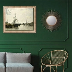 «Le Bassin de Caen, 1887» в интерьере классической гостиной с зеленой стеной над диваном