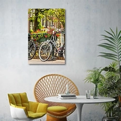 «Голландия. Амстердам 4» в интерьере современной гостиной с желтым креслом