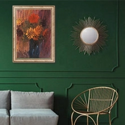 «Large Still life: Red and Yellow Dahlia; Grosses Stilleben: Rote und Gelbe Dahlien, 1937» в интерьере классической гостиной с зеленой стеной над диваном