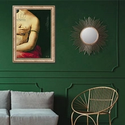 «La Fornarina, c.1516 2» в интерьере классической гостиной с зеленой стеной над диваном