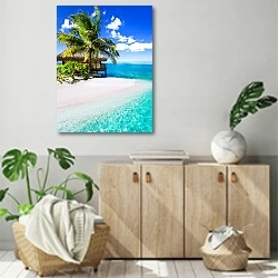 «Тропическая вилла и пальма рядом с голубой лагуной» в интерьере современной комнаты над комодом