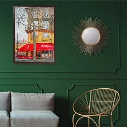 «Tabac, 2010» в интерьере классической гостиной с зеленой стеной над диваном