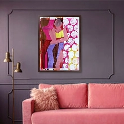 «Elle #1, 2020» в интерьере гостиной с розовым диваном