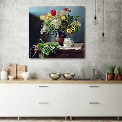 «Весенний натюрморт в деревенском стиле с букетом в глиняном горшке» в интерьере современной кухни над раковиной