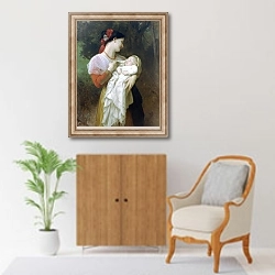 «Материнское восхищение» в интерьере в классическом стиле над комодом