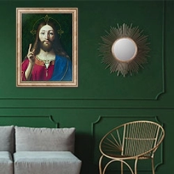 «Иисус благословляющий» в интерьере классической гостиной с зеленой стеной над диваном