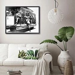 «История в черно-белых фото 803» в интерьере светлой гостиной в скандинавском стиле над диваном