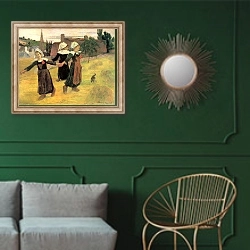«Хоровод маленьких бретонок» в интерьере классической гостиной с зеленой стеной над диваном