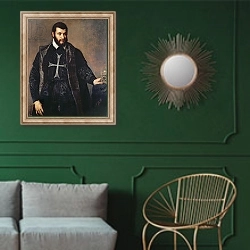 «Portrait of a Knight of the Order of Malta» в интерьере классической гостиной с зеленой стеной над диваном