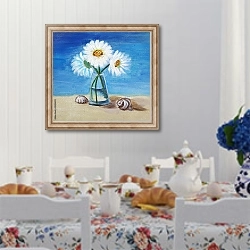 «Натюрморт и ромашками в вазе и ракушками» в интерьере кухни в стиле прованс над столом с завтраком
