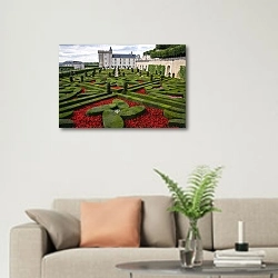 «Франция. Замок Вилландри в долине Луары» в интерьере современной светлой гостиной над диваном