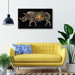 «Цветочный носорог» в интерьере современной гостиной с желтым диваном