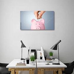 «Свинья копилка» в интерьере современного офиса над столами работников