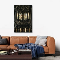 «Церковь Святого Петра, Кан, Франция» в интерьере современной гостиной над диваном