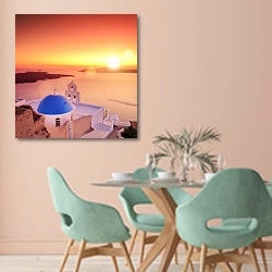 «Греция. Санторини на закате » в интерьере современной столовой в пастельных тонах