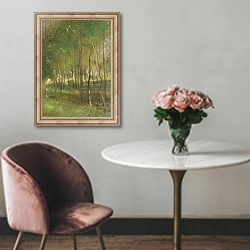 «Wood» в интерьере в классическом стиле над креслом