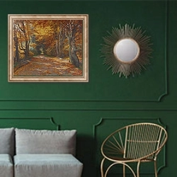 «Praterallee im Herbst Herbstliche Allee» в интерьере классической гостиной с зеленой стеной над диваном