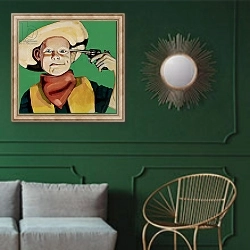 «Stand Cowboy» в интерьере классической гостиной с зеленой стеной над диваном
