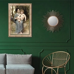 «Младший брат 2» в интерьере классической гостиной с зеленой стеной над диваном