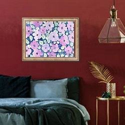 «flowers in pink» в интерьере спальни с акцентной стеной