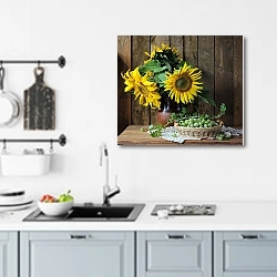 «Натюрморт с букетом подсолнухов и крыжовником» в интерьере кухни над мойкой