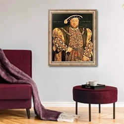«Portrait of Henry VIII aged 49, 1540» в интерьере гостиной в бордовых тонах