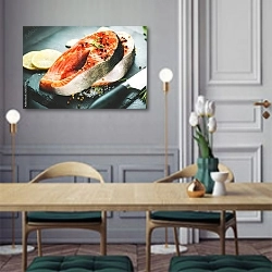 «Стейки из рыбы с травами и лимоном » в интерьере классической кухни у двери