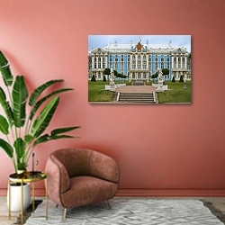«Россия, Санкт-Петербург. Фасад Екатерининского дворца» в интерьере современной гостиной в розовых тонах