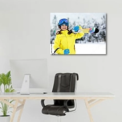 «Лыжница в ярком костюме» в интерьере офиса над рабочим местом