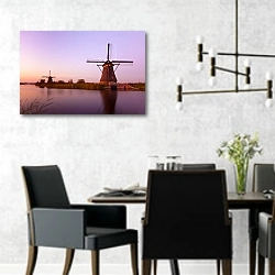 «Голландия. Деревня мельниц Киндердейк 4» в интерьере современной столовой с черными креслами
