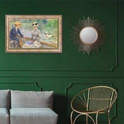 «Летний день 3» в интерьере классической гостиной с зеленой стеной над диваном