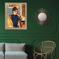 «Портрет Мадлен Бернар» в интерьере классической гостиной с зеленой стеной над диваном