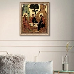 «Old Testament Trinity, 16th century icon» в интерьере в классическом стиле в светлых тонах