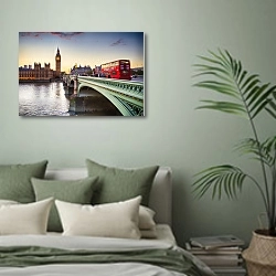 «Великобритания, Лондон. Классический вид на Вестминстерский мост» в интерьере современной спальни в зеленых тонах