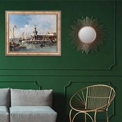 «Венеция - Пунта делла Догана» в интерьере классической гостиной с зеленой стеной над диваном