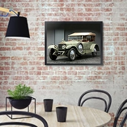 «Rolls-Royce Silver Ghost 40 50 Tourer '1920» в интерьере кухни в стиле лофт с кирпичной стеной