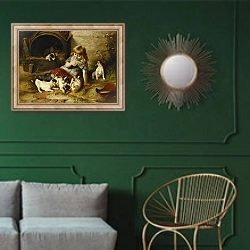 «Playmates, 1890» в интерьере классической гостиной с зеленой стеной над диваном