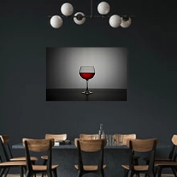 «вино, алкогольный напиток, bebe» в интерьере столовой с черными стенами