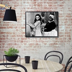 «История в черно-белых фото 1369» в интерьере кухни в стиле лофт с кирпичной стеной