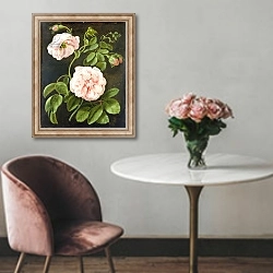 «Flower Study 2» в интерьере в классическом стиле над креслом