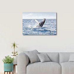 «Горбатый кит» в интерьере светлой гостиной в скандинавском стиле
