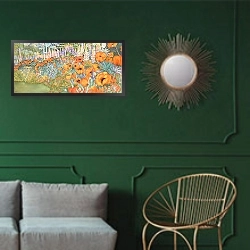 «Poppy Border» в интерьере классической гостиной с зеленой стеной над диваном