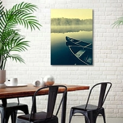 «Две лодки на туманном озере» в интерьере столовой в скандинавском стиле с кирпичной стеной