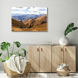 «Горный пейзаж, Армения» в интерьере современной комнаты над комодом