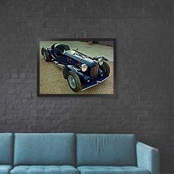«Aston Martin» в интерьере в стиле лофт с черной кирпичной стеной