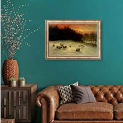 «Sheep in a Winter Landscape, Evening» в интерьере гостиной с зеленой стеной над диваном