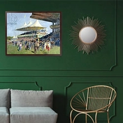 «Goodwood» в интерьере классической гостиной с зеленой стеной над диваном