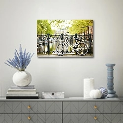 «Голландия, Амстердам. Белый велосипед у канала» в интерьере современной гостиной с голубыми деталями